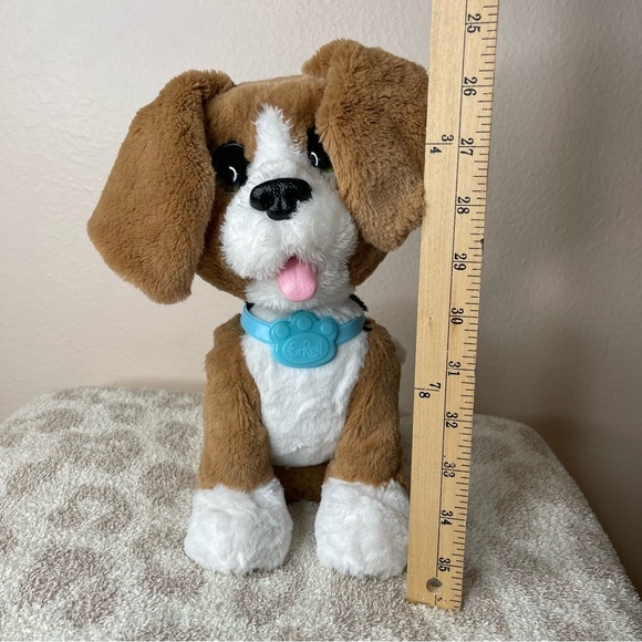 FurReal Chatty Charlie The Barkin Beagle - Picture 12 of 14